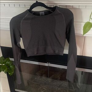 ECHT Charcoal Long Sleeve Cropped Sweatshirt